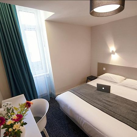 Hotel Du Port Морле Екстериор снимка