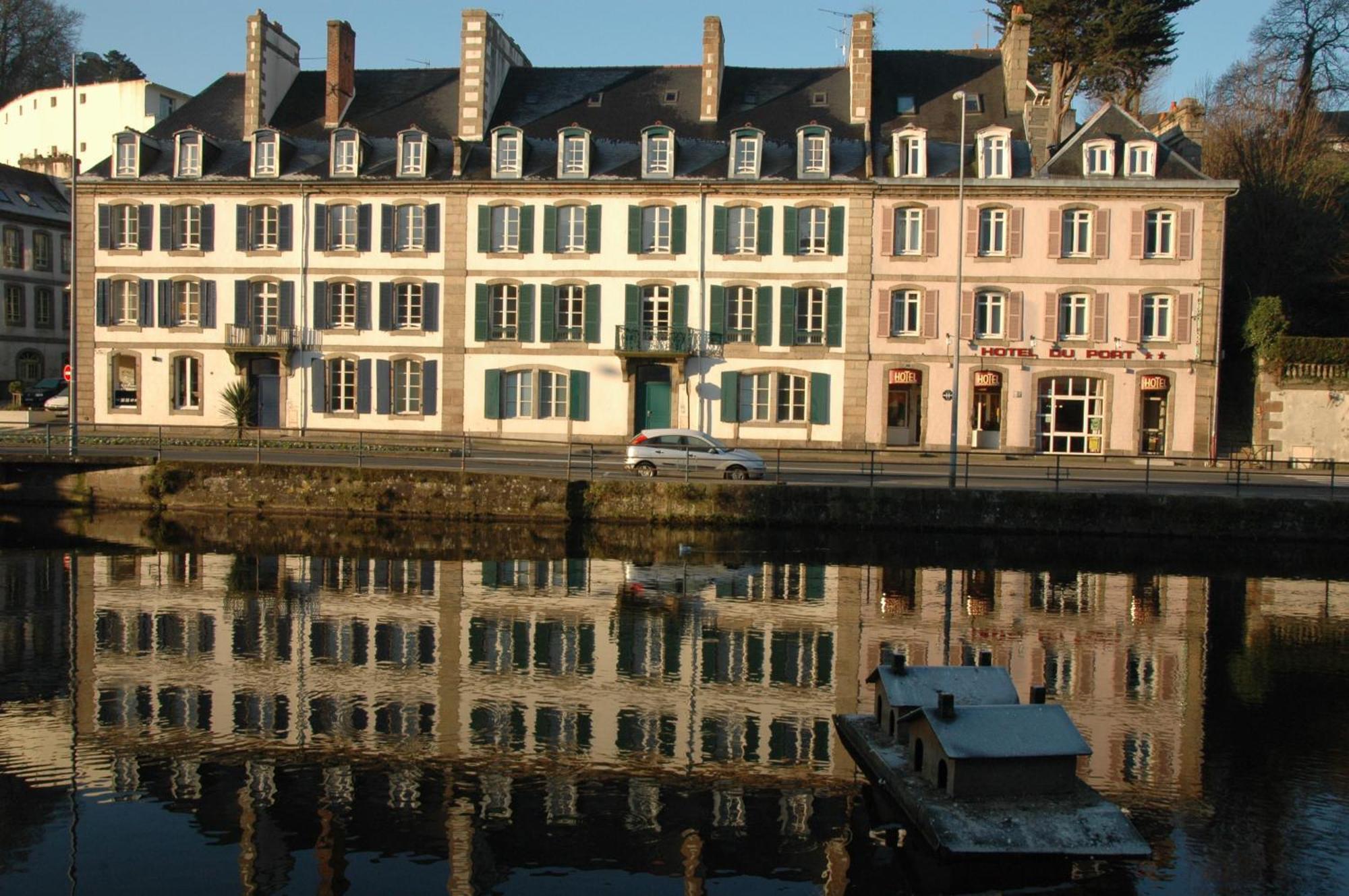 Hotel Du Port Морле Екстериор снимка