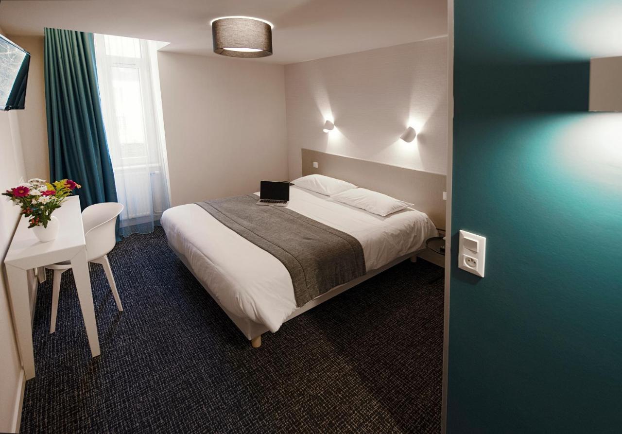 Hotel Du Port Морле Екстериор снимка